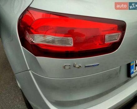 Серый Ситроен С4 Пикассо, объемом двигателя 1.56 л и пробегом 228 тыс. км за 12500 $, фото 10 на Automoto.ua