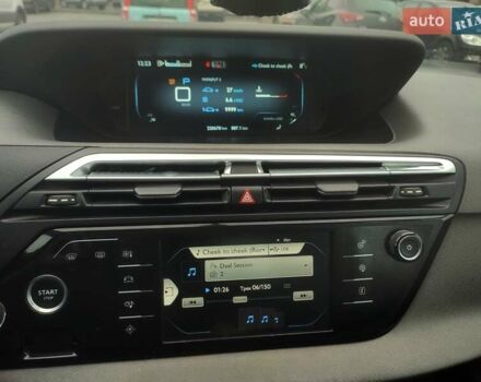 Серый Ситроен С4 Пикассо, объемом двигателя 1.56 л и пробегом 228 тыс. км за 12500 $, фото 37 на Automoto.ua