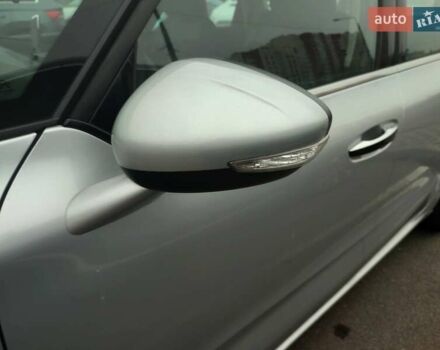 Серый Ситроен С4 Пикассо, объемом двигателя 1.56 л и пробегом 228 тыс. км за 12500 $, фото 6 на Automoto.ua