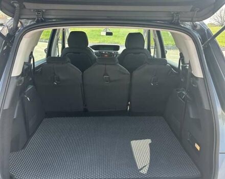 Сірий Сітроен С4 Пікассо, об'ємом двигуна 1.56 л та пробігом 250 тис. км за 14000 $, фото 7 на Automoto.ua