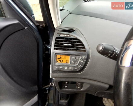 Сірий Сітроен С4 Пікассо, об'ємом двигуна 1.6 л та пробігом 226 тис. км за 6000 $, фото 13 на Automoto.ua