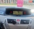 Серый Ситроен С4 Пикассо, объемом двигателя 1.56 л и пробегом 300 тыс. км за 5700 $, фото 13 на Automoto.ua