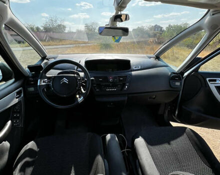 Ситроен С4 Пикассо 2008 в Одессе на Automoto.ua Серый Ситроен С4 Пикассо, объемом двигателя 2 л и пробегом 232 тыс. км за 4800 $, фото 6 на Automoto.ua