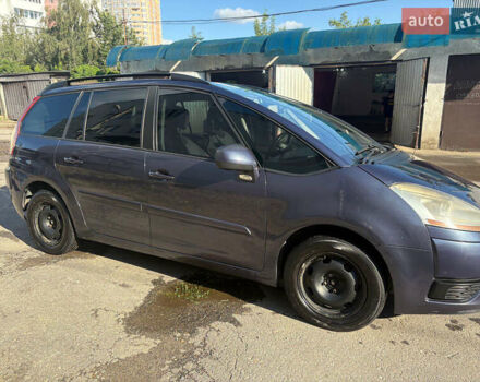 Серый Ситроен С4 Пикассо, объемом двигателя 1.56 л и пробегом 242 тыс. км за 5700 $, фото 3 на Automoto.ua