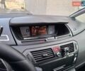 Серый Ситроен С4 Пикассо, объемом двигателя 2 л и пробегом 380 тыс. км за 6300 $, фото 2 на Automoto.ua