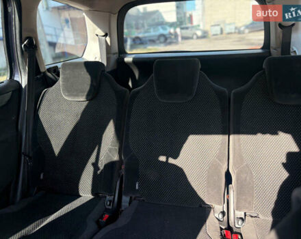 Серый Ситроен С4 Пикассо, объемом двигателя 1.56 л и пробегом 242 тыс. км за 5700 $, фото 13 на Automoto.ua