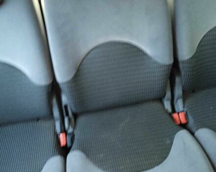 Серый Ситроен С4 Пикассо, объемом двигателя 1.6 л и пробегом 220 тыс. км за 4000 $, фото 4 на Automoto.ua