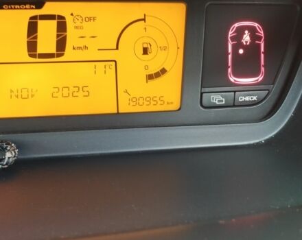 Сірий Сітроен С4 Пікассо, об'ємом двигуна 1.6 л та пробігом 191 тис. км за 4500 $, фото 11 на Automoto.ua