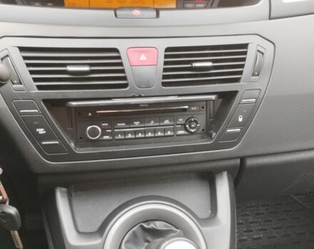 Сірий Сітроен С4 Пікассо, об'ємом двигуна 1.6 л та пробігом 191 тис. км за 4500 $, фото 10 на Automoto.ua