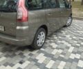 Серый Ситроен С4 Пикассо, объемом двигателя 2 л и пробегом 250 тыс. км за 7800 $, фото 4 на Automoto.ua
