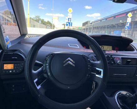Серый Ситроен С4 Пикассо, объемом двигателя 1.6 л и пробегом 260 тыс. км за 5200 $, фото 3 на Automoto.ua