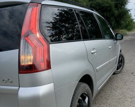 Серый Ситроен С4 Пикассо, объемом двигателя 2 л и пробегом 350 тыс. км за 6000 $, фото 1 на Automoto.ua