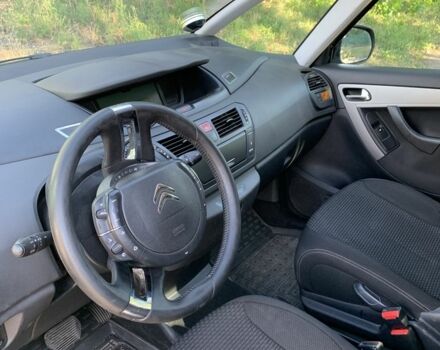 Серый Ситроен С4 Пикассо, объемом двигателя 2 л и пробегом 350 тыс. км за 6000 $, фото 6 на Automoto.ua