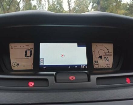Сірий Сітроен С4 Пікассо, об'ємом двигуна 1.56 л та пробігом 300 тис. км за 6500 $, фото 22 на Automoto.ua