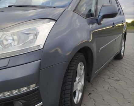 Серый Ситроен С4 Пикассо, объемом двигателя 1.56 л и пробегом 269 тыс. км за 6100 $, фото 2 на Automoto.ua