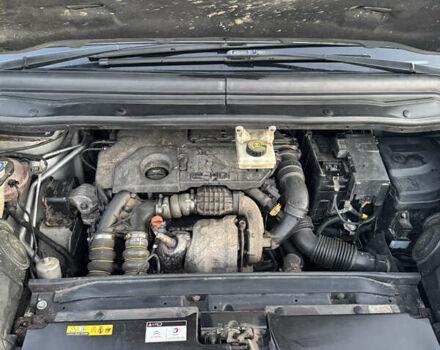 Сірий Сітроен С4 Пікассо, об'ємом двигуна 1.6 л та пробігом 201 тис. км за 6000 $, фото 27 на Automoto.ua