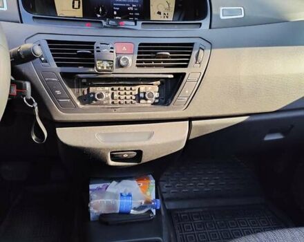 Серый Ситроен С4 Пикассо, объемом двигателя 2 л и пробегом 212 тыс. км за 7999 $, фото 8 на Automoto.ua