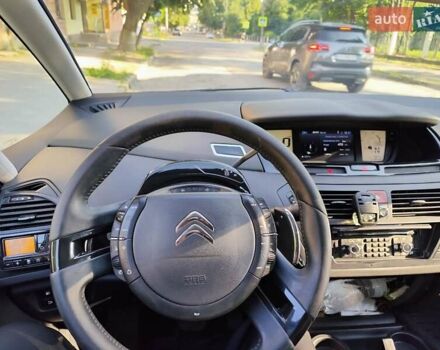 Серый Ситроен С4 Пикассо, объемом двигателя 2 л и пробегом 212 тыс. км за 7999 $, фото 6 на Automoto.ua