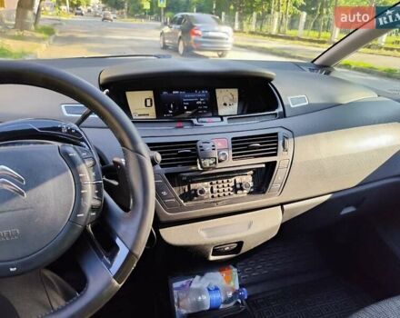 Серый Ситроен С4 Пикассо, объемом двигателя 2 л и пробегом 212 тыс. км за 7999 $, фото 7 на Automoto.ua