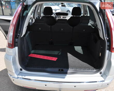 Серый Ситроен С4 Пикассо, объемом двигателя 1.6 л и пробегом 206 тыс. км за 8300 $, фото 16 на Automoto.ua