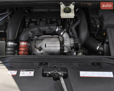 Серый Ситроен С4 Пикассо, объемом двигателя 1.6 л и пробегом 206 тыс. км за 8300 $, фото 25 на Automoto.ua