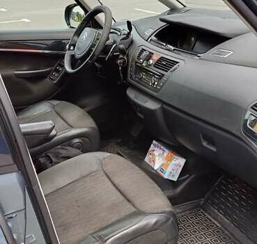 Серый Ситроен С4 Пикассо, объемом двигателя 2 л и пробегом 212 тыс. км за 7999 $, фото 15 на Automoto.ua