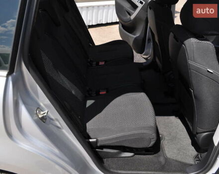 Серый Ситроен С4 Пикассо, объемом двигателя 1.6 л и пробегом 206 тыс. км за 8300 $, фото 17 на Automoto.ua