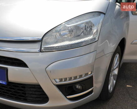 Серый Ситроен С4 Пикассо, объемом двигателя 1.6 л и пробегом 206 тыс. км за 8300 $, фото 22 на Automoto.ua