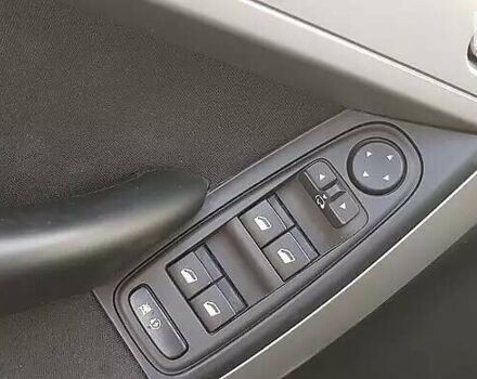 Сірий Сітроен С4 Пікассо, об'ємом двигуна 1.6 л та пробігом 240 тис. км за 7450 $, фото 7 на Automoto.ua