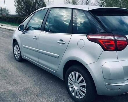 Серый Ситроен С4 Пикассо, объемом двигателя 1.6 л и пробегом 183 тыс. км за 7350 $, фото 4 на Automoto.ua