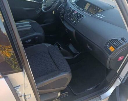 Серый Ситроен С4 Пикассо, объемом двигателя 1.6 л и пробегом 180 тыс. км за 7800 $, фото 9 на Automoto.ua