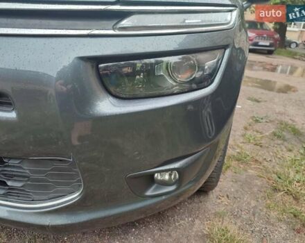 Серый Ситроен С4 Пикассо, объемом двигателя 1.56 л и пробегом 220 тыс. км за 12391 $, фото 10 на Automoto.ua