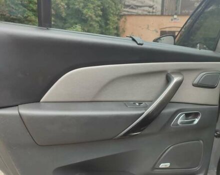 Серый Ситроен С4 Пикассо, объемом двигателя 1.56 л и пробегом 220 тыс. км за 12391 $, фото 37 на Automoto.ua