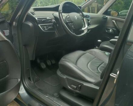 Серый Ситроен С4 Пикассо, объемом двигателя 1.56 л и пробегом 220 тыс. км за 12391 $, фото 15 на Automoto.ua