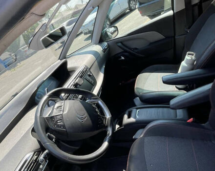 Серый Ситроен С4 Пикассо, объемом двигателя 1.6 л и пробегом 121 тыс. км за 10500 $, фото 5 на Automoto.ua