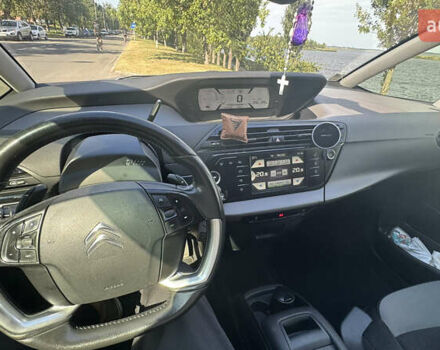Серый Ситроен С4 Пикассо, объемом двигателя 1.56 л и пробегом 300 тыс. км за 11000 $, фото 13 на Automoto.ua