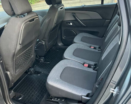 Серый Ситроен С4 Пикассо, объемом двигателя 2 л и пробегом 275 тыс. км за 10999 $, фото 10 на Automoto.ua