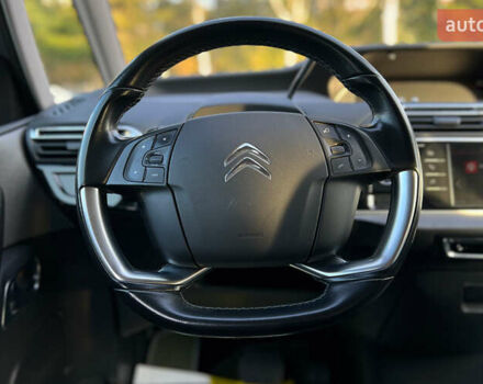 Ситроен С4 Пикассо 2017 в Львове на Automoto.ua Серый Ситроен С4 Пикассо, объемом двигателя 1.6 л и пробегом 180 тыс. км за 14800 $, фото 12 на Automoto.ua