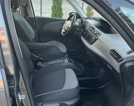 Серый Ситроен С4 Пикассо, объемом двигателя 2 л и пробегом 275 тыс. км за 10999 $, фото 15 на Automoto.ua