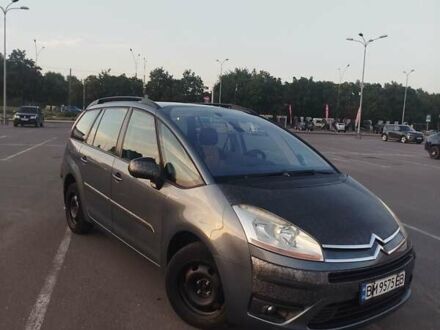 Ситроен С4 Пикассо 2007 в Сумах на Automoto.ua Серый Ситроен С4 Пикассо, объемом двигателя 1.75 л и пробегом 250 тыс. км за 5200 $, фото 1 на Automoto.ua