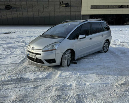 Серый Ситроен С4 Пикассо, объемом двигателя 1.56 л и пробегом 309 тыс. км за 4800 $, фото 1 на Automoto.ua