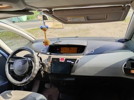 Сітроен С4 Пікассо 2007 у Калиновке на Automoto.ua Сірий Сітроен С4 Пікассо, об'ємом двигуна 1.6 л та пробігом 366 тис. км за 6331 $, фото 1 на Automoto.ua