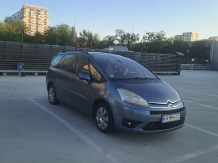 Серый Ситроен С4 Пикассо, объемом двигателя 1.6 л и пробегом 334 тыс. км за 5000 $, фото 1 на Automoto.ua