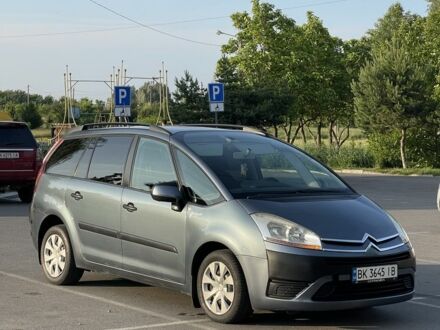 Ситроен С4 Пикассо 2008 в Ровно на Automoto.ua Серый Ситроен С4 Пикассо, объемом двигателя 1.6 л и пробегом 194 тыс. км за 4999 $, фото 1 на Automoto.ua