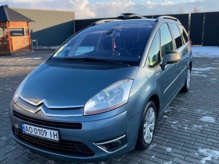 Серый Ситроен С4 Пикассо, объемом двигателя 1.6 л и пробегом 426 тыс. км за 5902 $, фото 1 на Automoto.ua
