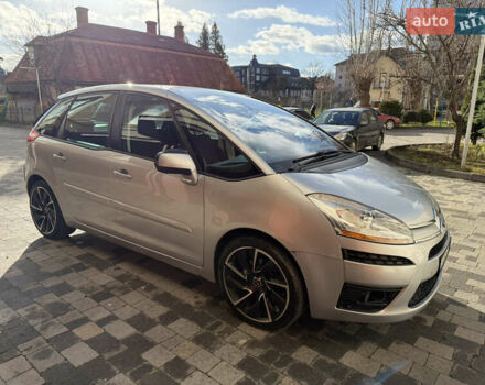 Серый Ситроен С4 Пикассо, объемом двигателя 2 л и пробегом 351 тыс. км за 5800 $, фото 1 на Automoto.ua