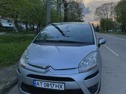Ситроен С4 Пикассо 2009 в Калуше на Automoto.ua Серый Ситроен С4 Пикассо, объемом двигателя 1.56 л и пробегом 295 тыс. км за 5500 $, фото 1 на Automoto.ua