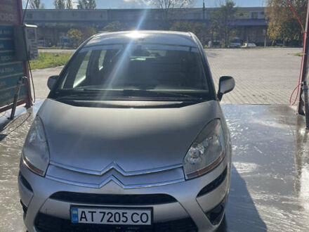 Сітроен С4 Пікассо 2010 у Чернівцях на Automoto.ua Сірий Сітроен С4 Пікассо, об'ємом двигуна 1.6 л та пробігом 266 тис. км за 4999 $, фото 1 на Automoto.ua