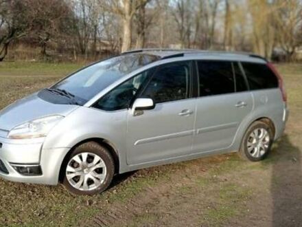 Ситроен С4 Пикассо 2010 в Запорожье на Automoto.ua Серый Ситроен С4 Пикассо, объемом двигателя 1.6 л и пробегом 299 тыс. км за 5300 $, фото 1 на Automoto.ua