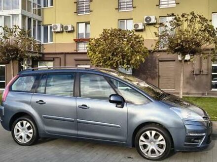 Серый Ситроен С4 Пикассо, объемом двигателя 1.56 л и пробегом 300 тыс. км за 6499 $, фото 1 на Automoto.ua